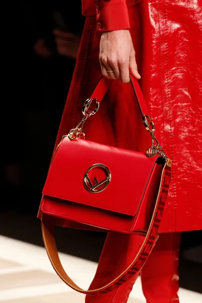 Look 61